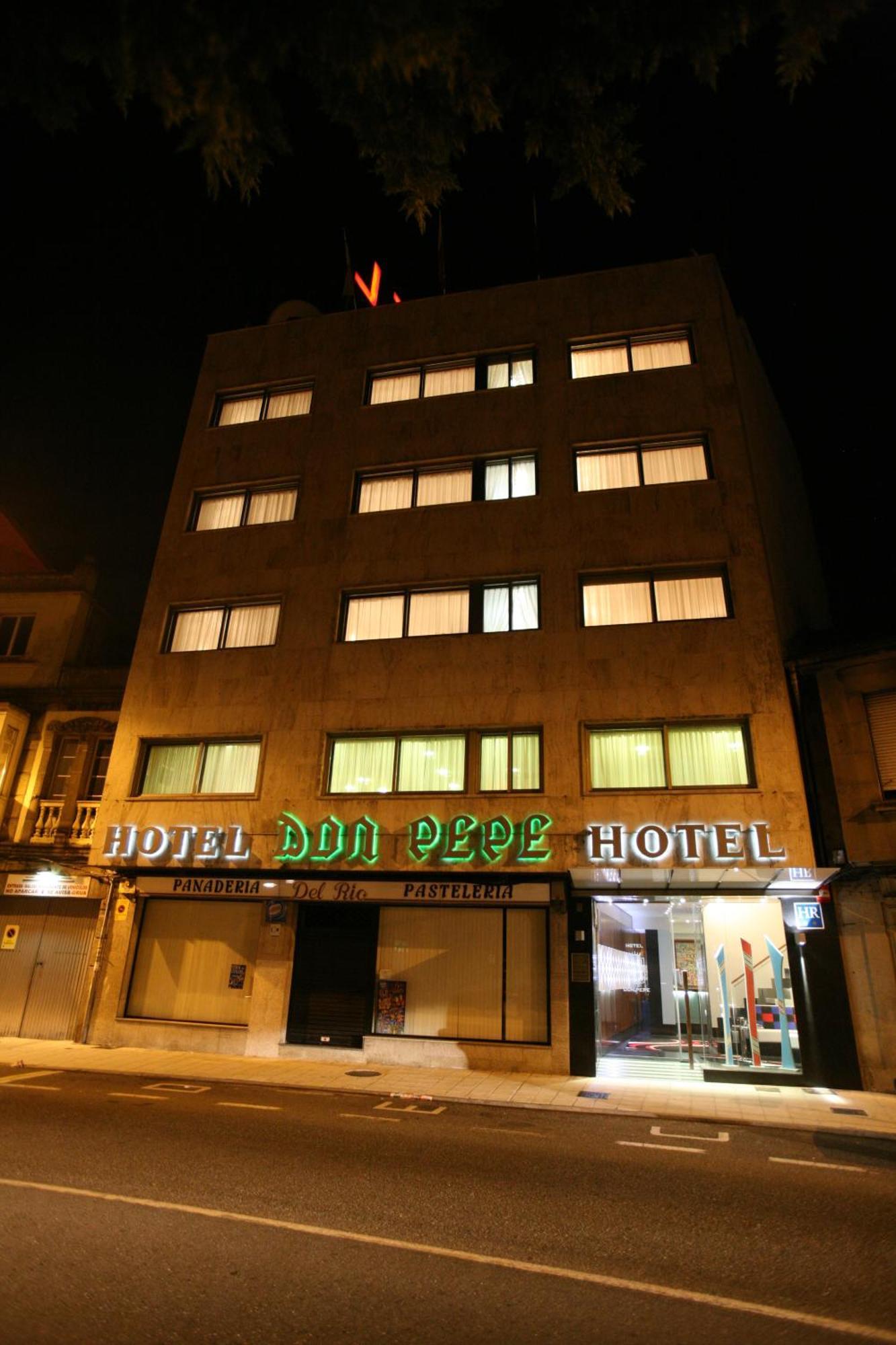 Hotel Don Pepe Poio Buitenkant foto